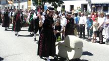 Tracht_2011(161)-small_1.jpg