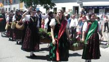 Tracht_2011(163)-small_1.jpg