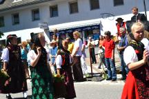 Tracht_2011(3)-small_1.jpg