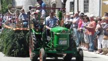 Tracht_2011(32)-small_1.jpg