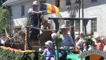 Tracht_2011(57)-small_1.jpg