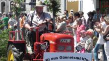 Tracht_2011(90)-small_1.jpg